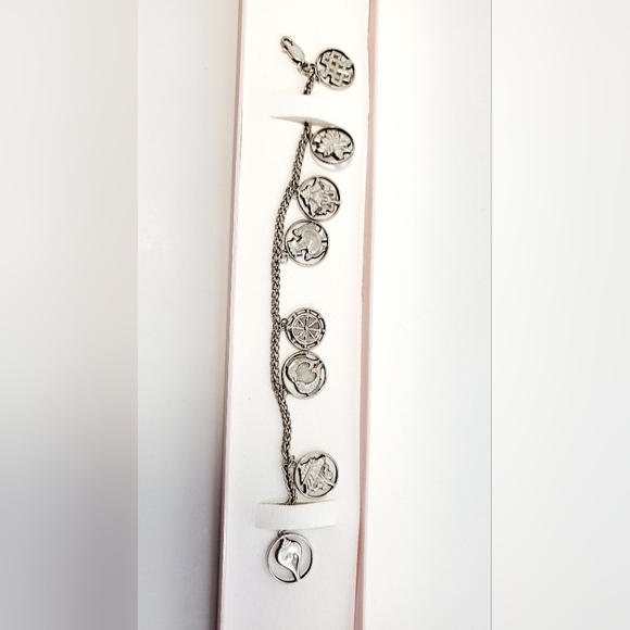 Eight Auspicious Symbols Bracelet - .925 Sterling Silver - Picture 5 of 11